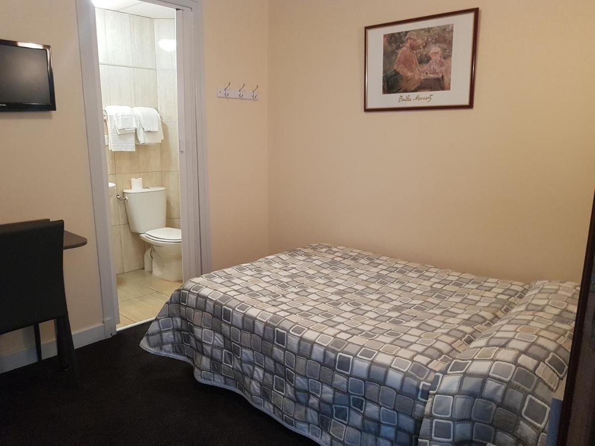 Hotel Saint Sebastien Лурд Экстерьер фото